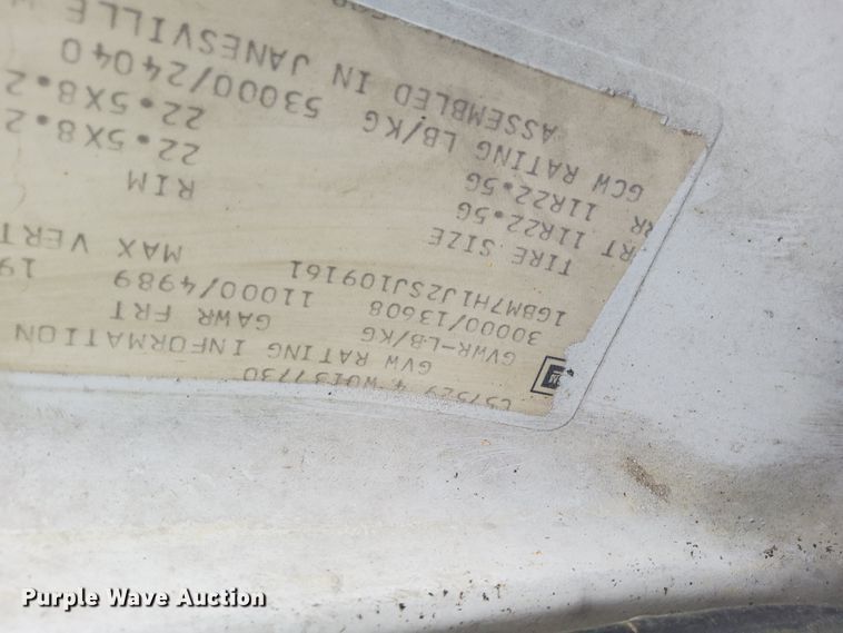 image for item DF6366 1995 GMC TopKick  bucket truck