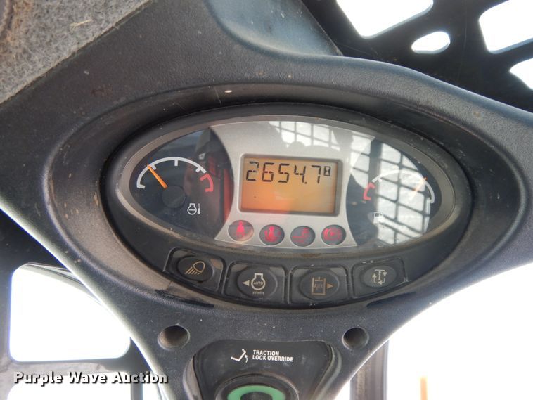 image for item DF6368 2013 Bobcat S850  skid steer loader