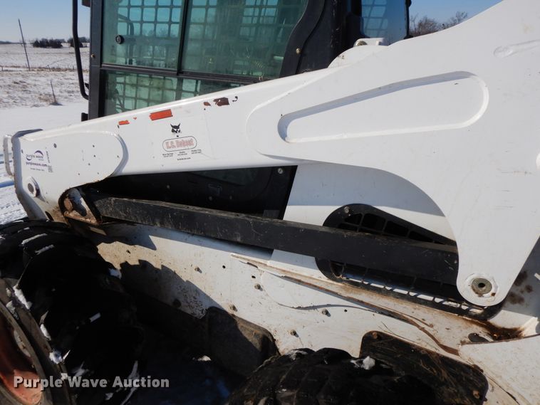 image for item DF6368 2013 Bobcat S850  skid steer loader