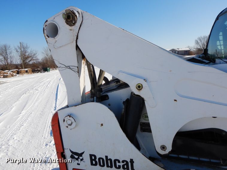 image for item DF6368 2013 Bobcat S850  skid steer loader