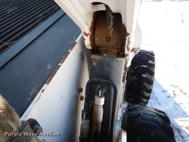 image for item DF6368 2013 Bobcat S850  skid steer loader