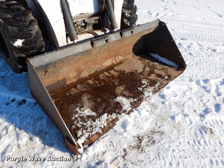 image for item DF6368 2013 Bobcat S850  skid steer loader