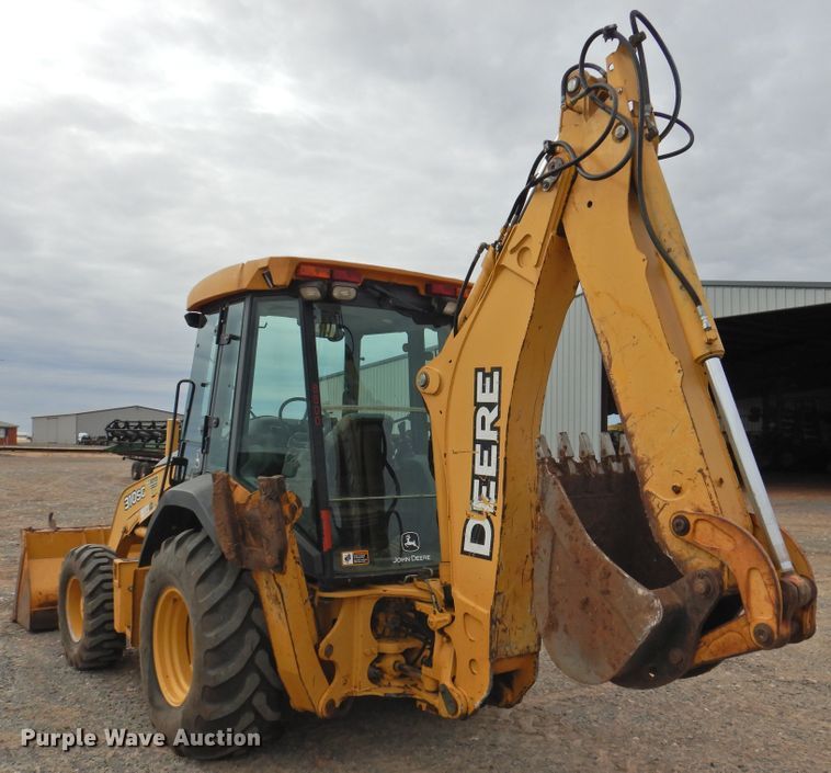 image for item DG1611 2005 John Deere 310SG  backhoe