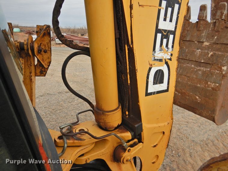 image for item DG1611 2005 John Deere 310SG  backhoe