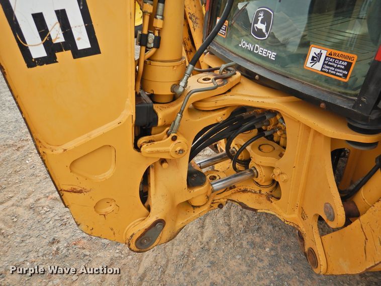 image for item DG1611 2005 John Deere 310SG  backhoe