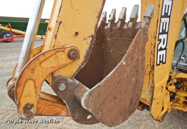 image for item DG1611 2005 John Deere 310SG  backhoe