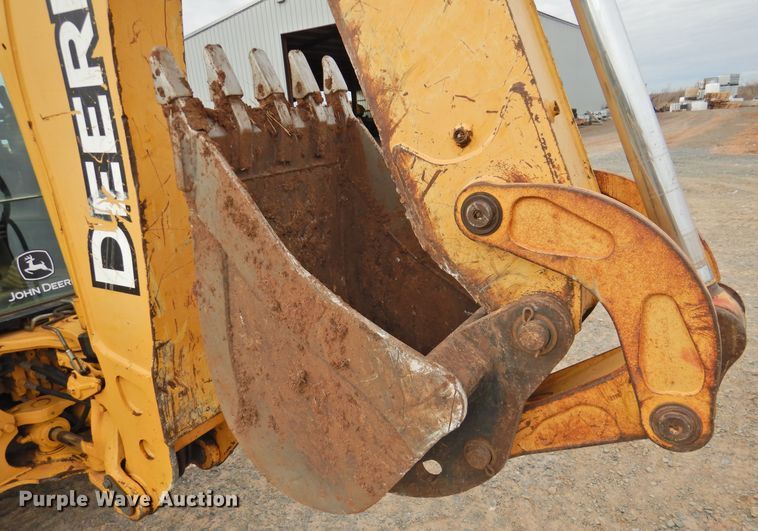 image for item DG1611 2005 John Deere 310SG  backhoe