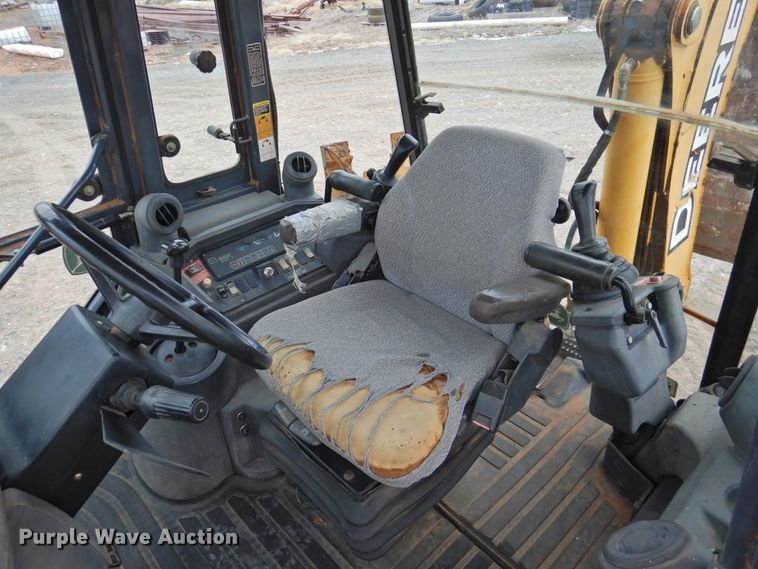 image for item DG1611 2005 John Deere 310SG  backhoe