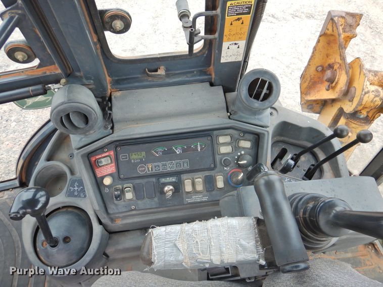 image for item DG1611 2005 John Deere 310SG  backhoe