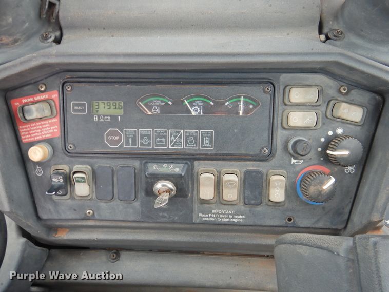 image for item DG1611 2005 John Deere 310SG  backhoe