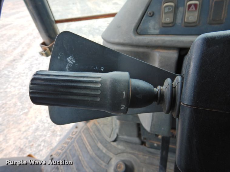 image for item DG1611 2005 John Deere 310SG  backhoe