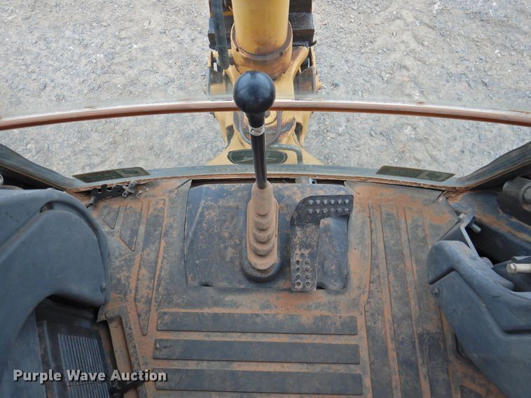 image for item DG1611 2005 John Deere 310SG  backhoe