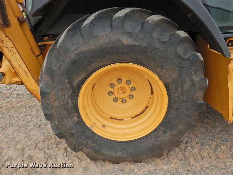 image for item DG1611 2005 John Deere 310SG  backhoe