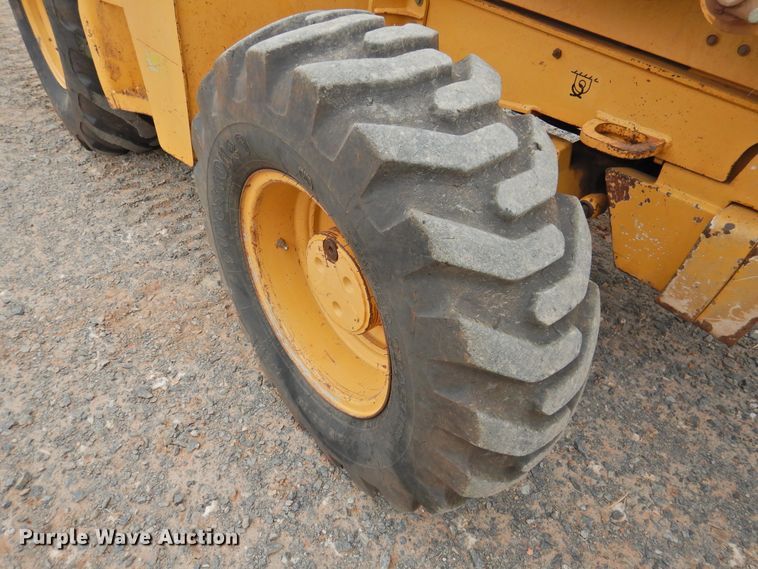 image for item DG1611 2005 John Deere 310SG  backhoe