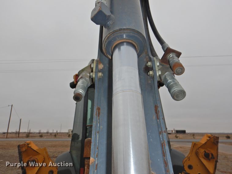 image for item DG1629 2008 John Deere 310SJ  backhoe