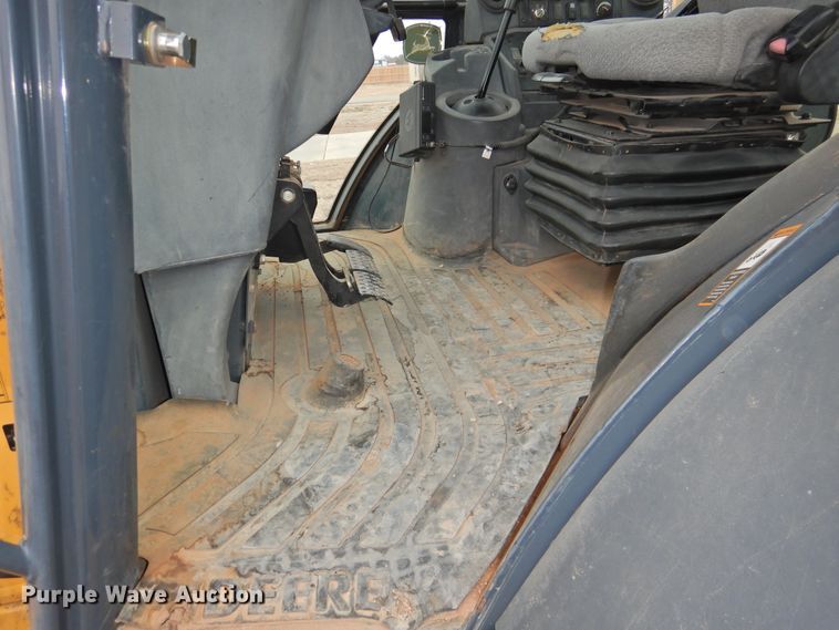 image for item DG1629 2008 John Deere 310SJ  backhoe