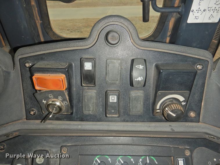 image for item DG1629 2008 John Deere 310SJ  backhoe