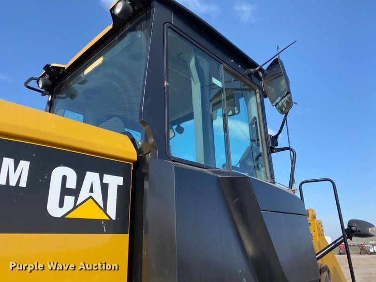 image for item DG8404 2017 Caterpillar 938M  wheel loader