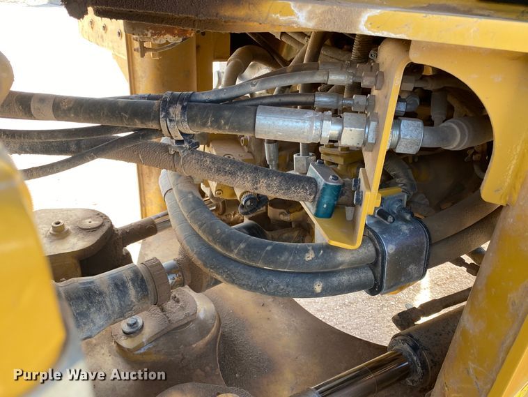 image for item DG8404 2017 Caterpillar 938M  wheel loader