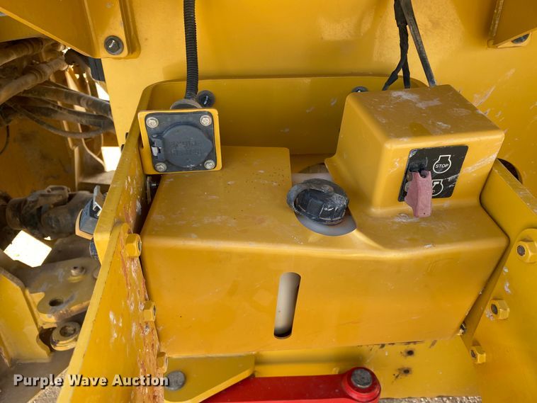 image for item DG8404 2017 Caterpillar 938M  wheel loader