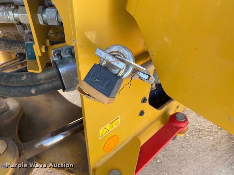 image for item DG8404 2017 Caterpillar 938M  wheel loader