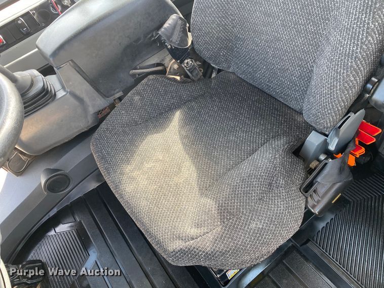 image for item DG8404 2017 Caterpillar 938M  wheel loader