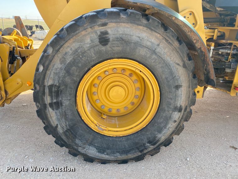 image for item DG8404 2017 Caterpillar 938M  wheel loader