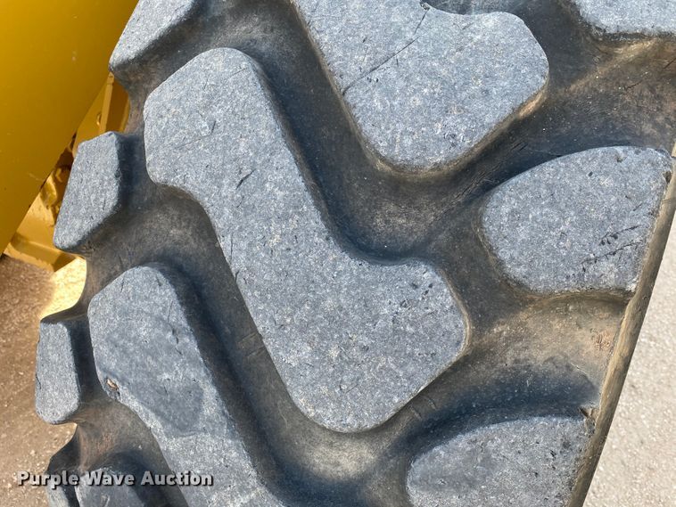 image for item DG8404 2017 Caterpillar 938M  wheel loader