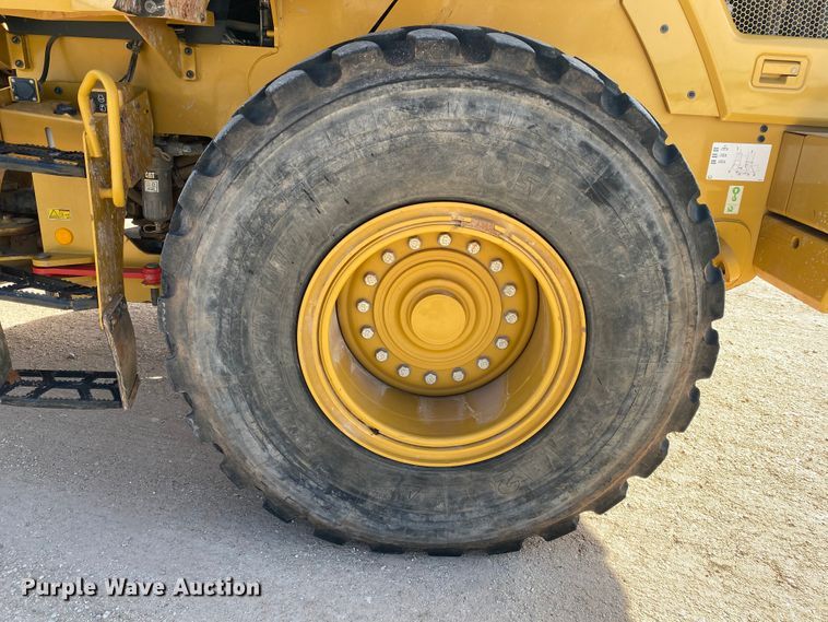 image for item DG8404 2017 Caterpillar 938M  wheel loader