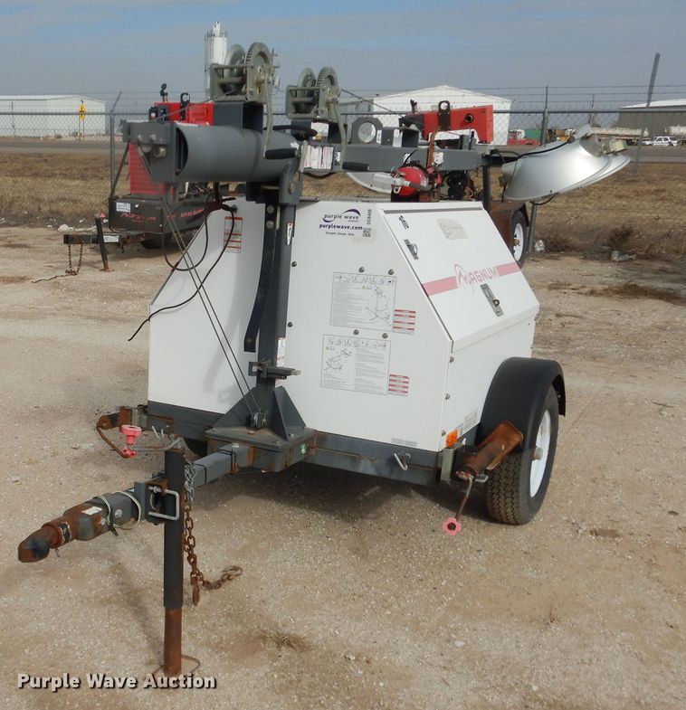 image for item DG8408 2011 Magnum MLT4060M  light plant