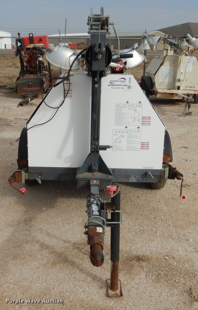 image for item DG8408 2011 Magnum MLT4060M  light plant