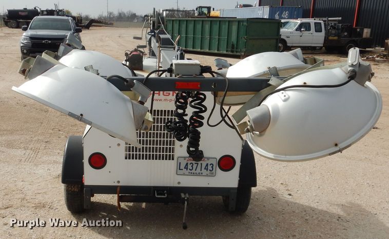 image for item DG8408 2011 Magnum MLT4060M  light plant