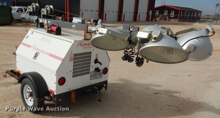 image for item DG8408 2011 Magnum MLT4060M  light plant