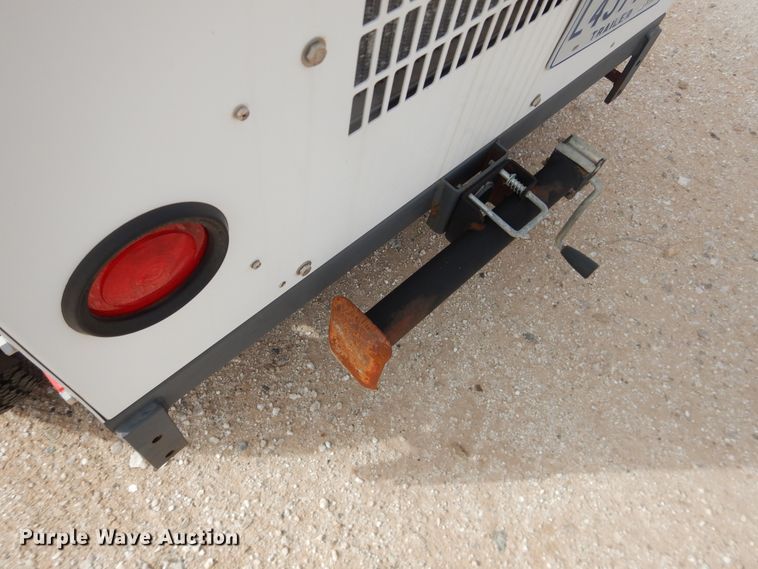 image for item DG8408 2011 Magnum MLT4060M  light plant