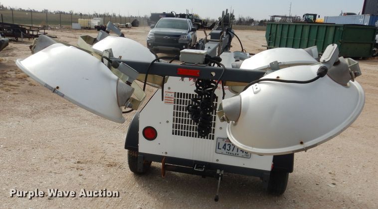 image for item DG8408 2011 Magnum MLT4060M  light plant