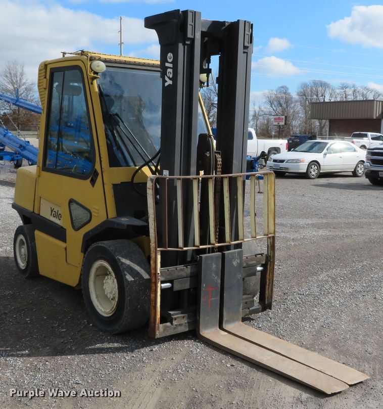 image for item DH0648 2003 Yale GLP080LJNGBE097  forklift