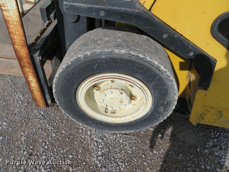 image for item DH0648 2003 Yale GLP080LJNGBE097  forklift