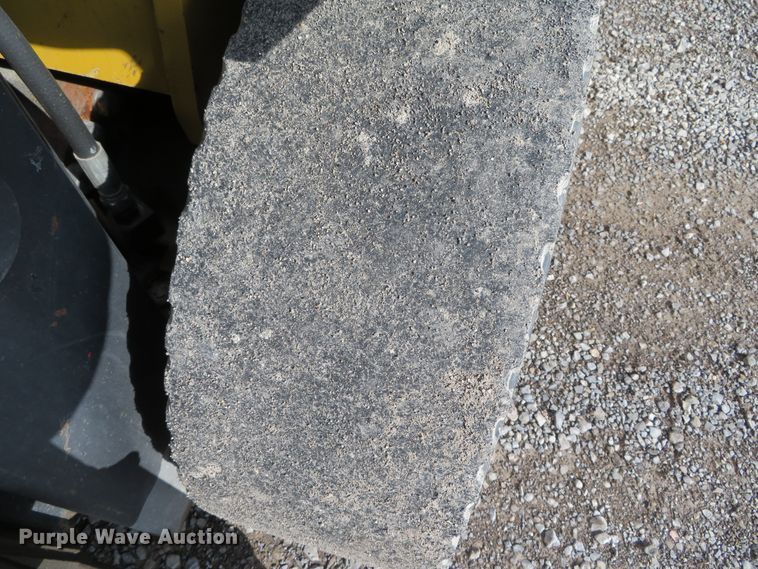 image for item DH0648 2003 Yale GLP080LJNGBE097  forklift