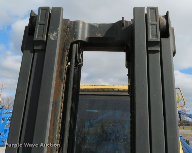 image for item DH0648 2003 Yale GLP080LJNGBE097  forklift