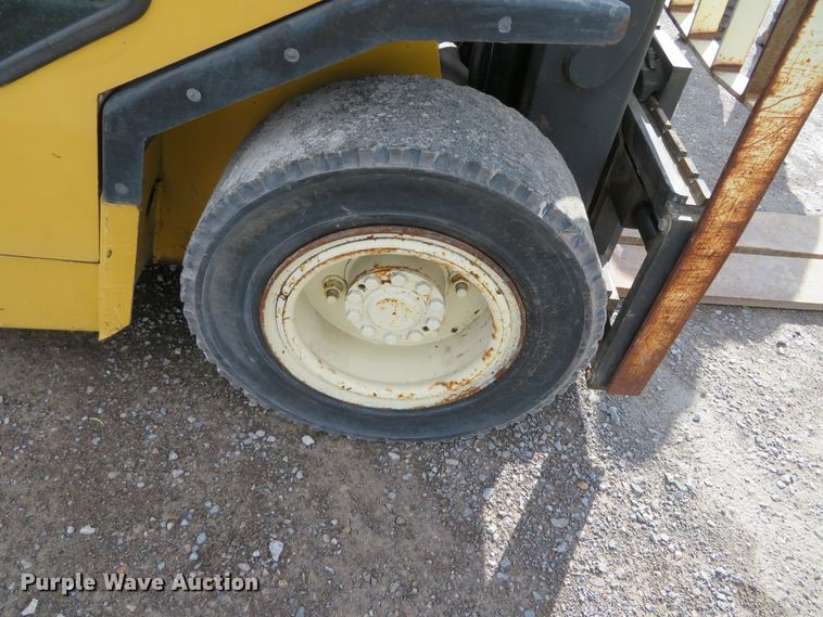 image for item DH0648 2003 Yale GLP080LJNGBE097  forklift