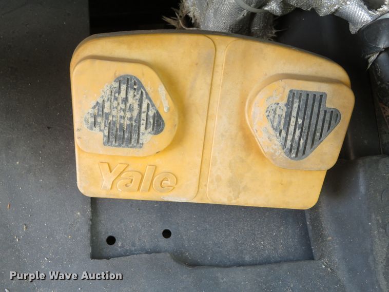 image for item DH0648 2003 Yale GLP080LJNGBE097  forklift