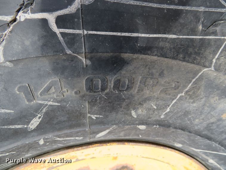 image for item DH0649 1995 Gehl 883  telehandler