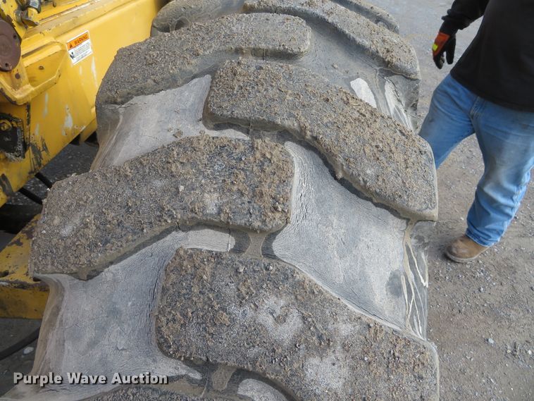 image for item DH0649 1995 Gehl 883  telehandler