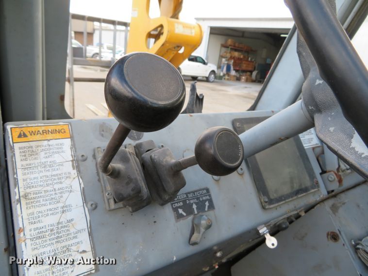 image for item DH0649 1995 Gehl 883  telehandler