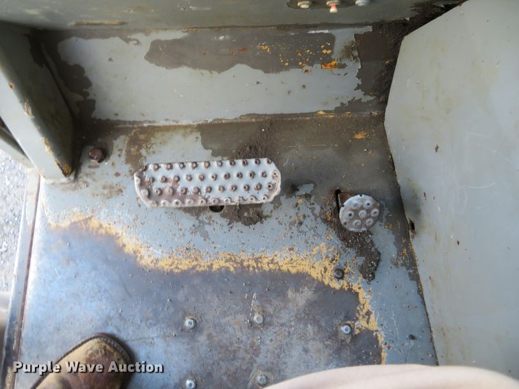 image for item DH0649 1995 Gehl 883  telehandler