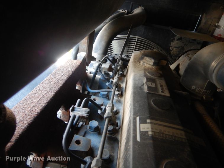 image for item DI1083 2003 GMC C7500  box truck