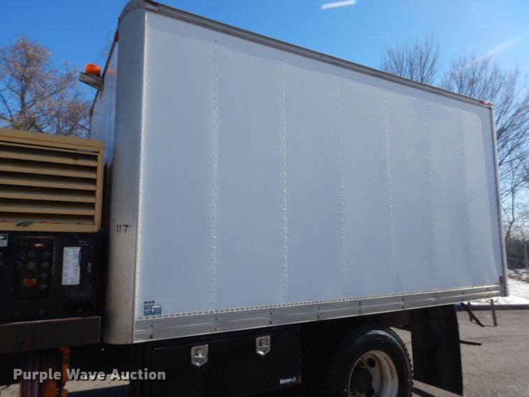 image for item DI1083 2003 GMC C7500  box truck