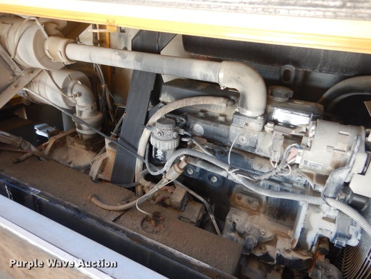 image for item DI1083 2003 GMC C7500  box truck