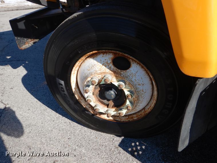 image for item DI1083 2003 GMC C7500  box truck