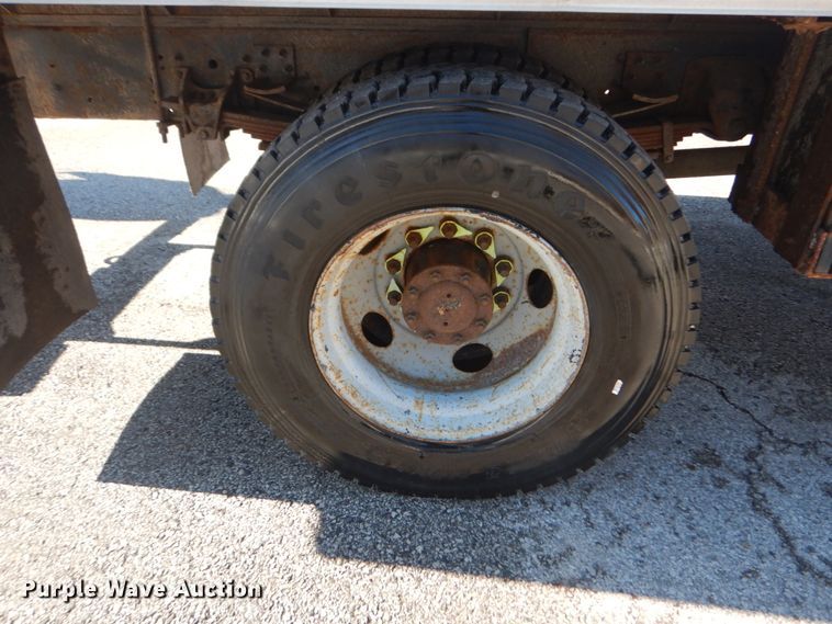 image for item DI1083 2003 GMC C7500  box truck